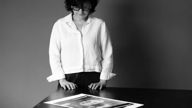 Iranian film-maker and activist Sepideh Farsi has made a documentary about late Palestinian photographer Fatima Hassouna